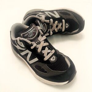 New Balance Infant 990v6 Sneakers